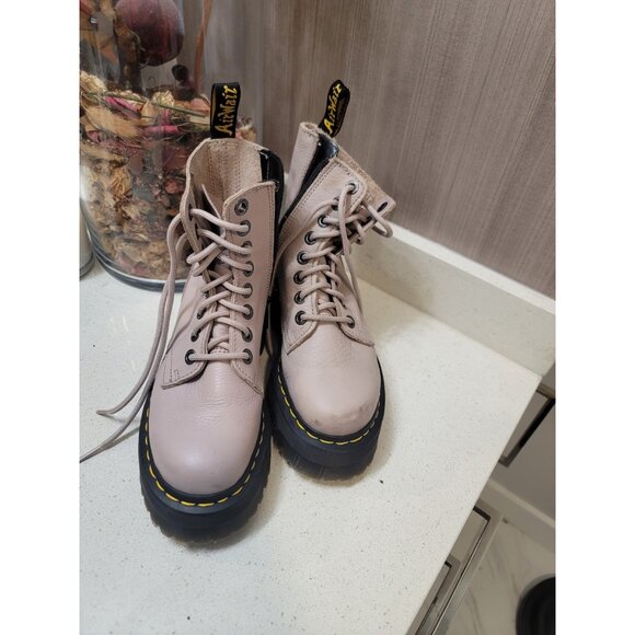 Dr. Martens Shoes - Dr. Martens Jadon III Combat Boots US 5 Ladies Tan Leather Platform Lace Zip